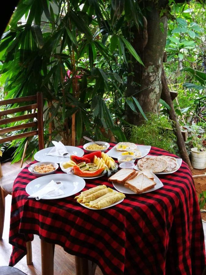 Wingate Homestay Ella Eksteriør billede